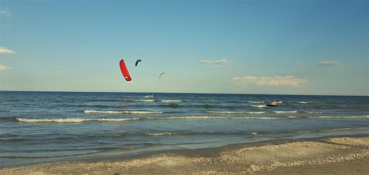 Mamaia Beach Luxymar 3 Apartment ภายนอก รูปภาพ